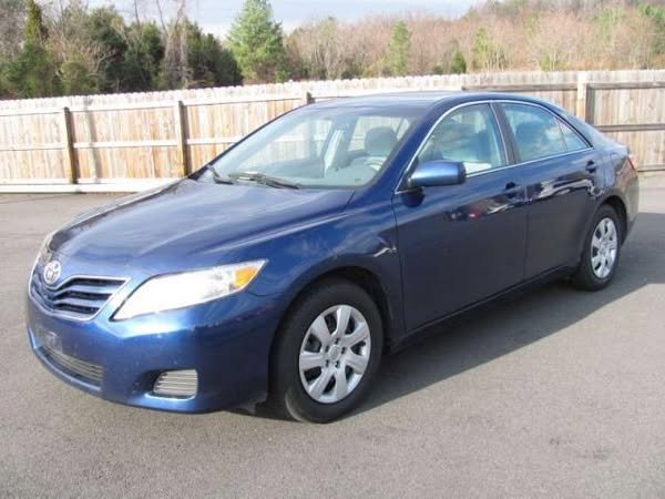 2010 TOYOTA CAMRY LE LHD