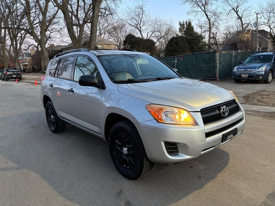 2010 TOYOTA RAV4 WHITE LHD