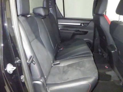 Used Toyota Hilux 2023 Z GR SPORT 4WD - Image 8